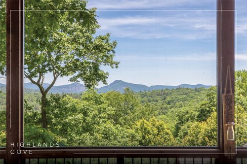 826 Highlands Cove Drive, Highlands, NC, 28741 | Card Image