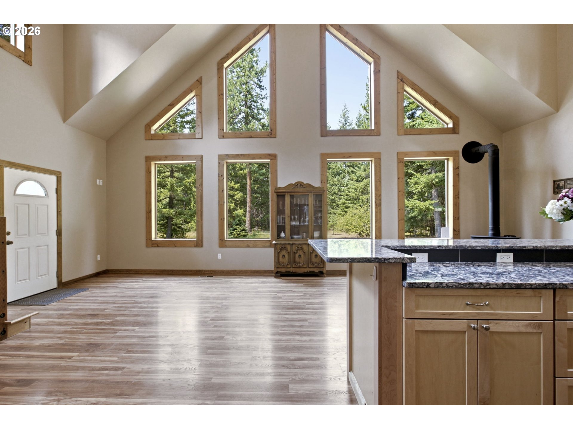 Residential in TroutLake 3
