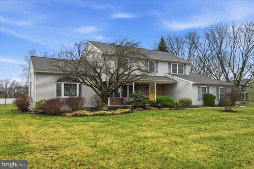 1420 Scarlet Oak Rd, YARDLEY, PA, 19067-5781 | Card Image