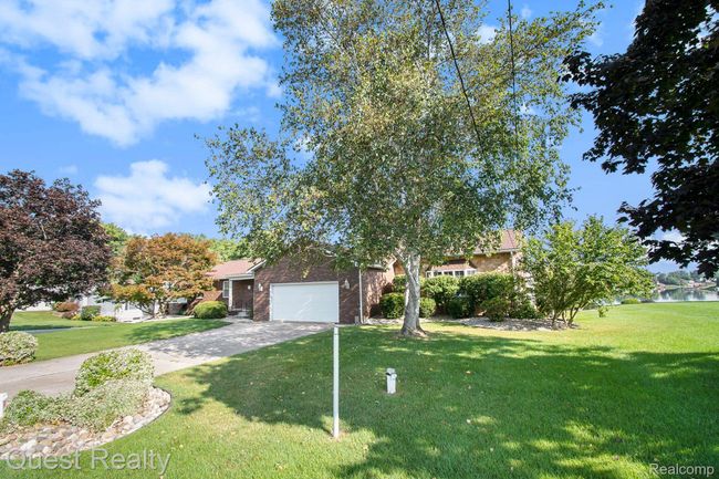 14050 Shannon Dr, House other with 6 bedrooms, 4 bathrooms and null parking in Cement City MI | Image 6