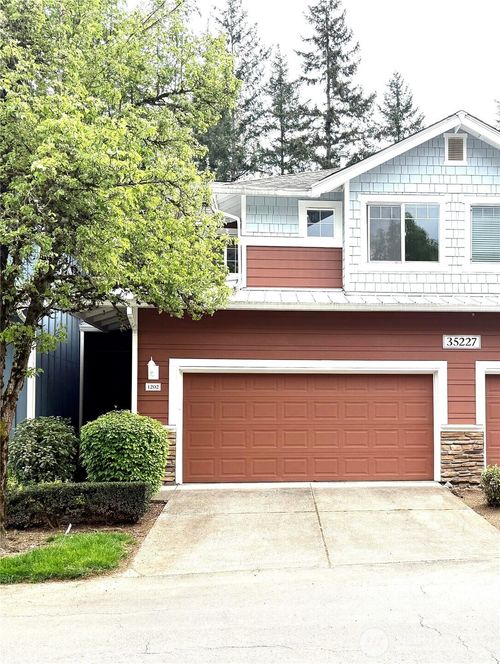 1202-35227 Se Aspen Ln, Snoqualmie, WA, 98065-8970 | Card Image