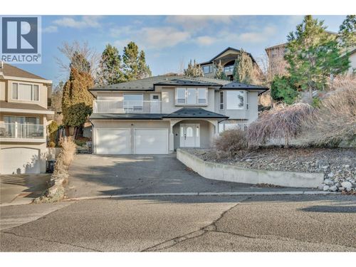 130 Williamson Pl, Penticton, BC, V2A8N1 | Card Image