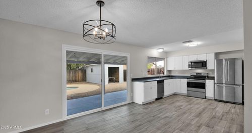 5214 W Cholla St, Glendale, AZ, 85304-3413 | Card Image