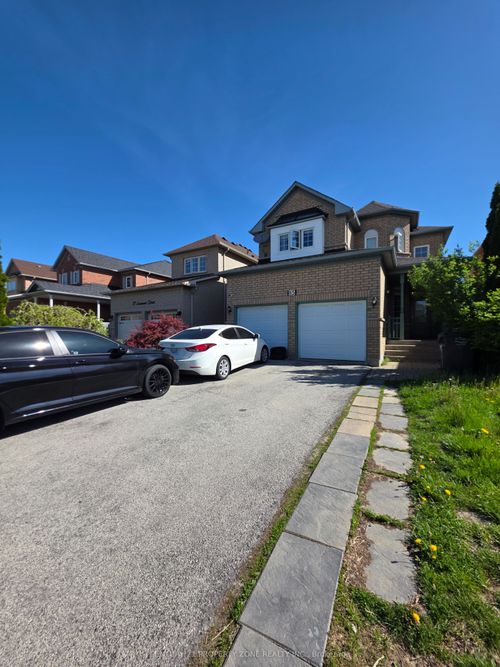 85 Lanewood St, Brampton, ON, L6R1V2 | Card Image