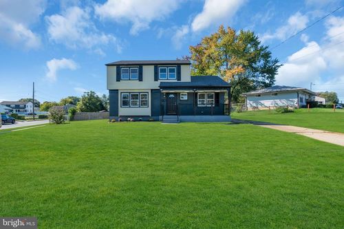 10 Larkin Rd, BURLINGTON, NJ, 08016-2928 | Card Image