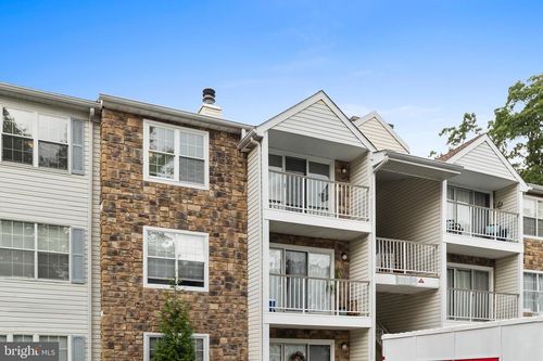 9 Mulberry Ct, TRENTON, NJ, 08619-4613 | Card Image
