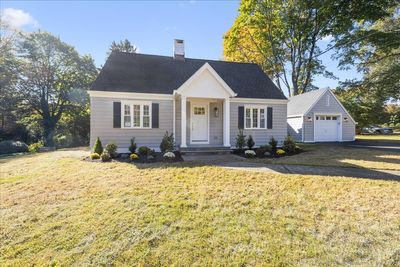 192 Hilltop Circle, House other with 3 bedrooms, 1 bathrooms and null parking in Trumbull CT | Image 2