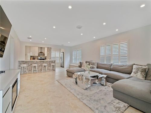 apt-12-2835 Ne 28th Ave, Lighthouse Point, FL, 33064-8261 | Card Image