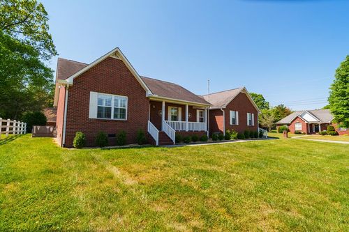 372 Brookside Dr, Cookeville, TN, 38506-5491 | Card Image