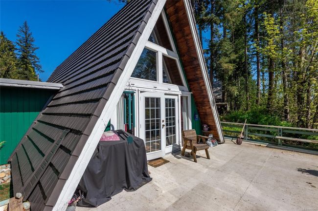 2323 Steelhead Rd, House other with 3 bedrooms, 1 bathrooms and 4 parking in Campbell River BC | Image 9