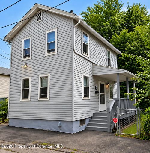 r-428 Prospect Ave, Scranton, PA, 18505-1330 | Card Image