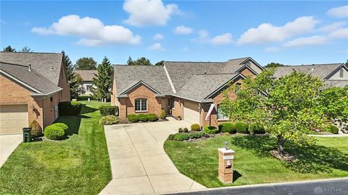 2690 Vienna Estates Dr, Dayton, OH, 45459-1388 | Card Image
