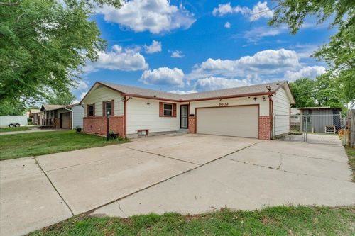 3003 S Chase Ave, Wichita, KS, 67217-1556 | Card Image