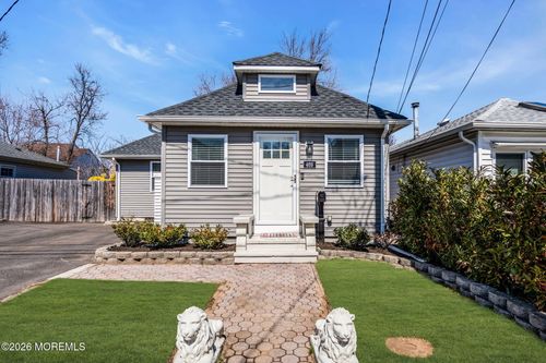 469 Center Ave, North Middletown, NJ, 07748-5370 | Card Image