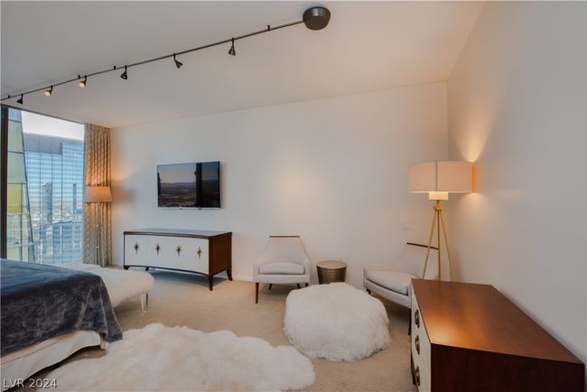 UNIT-3207 - 3722 Las Vegas Blvd, Home with 3 bedrooms, 2 bathrooms and null parking in Las Vegas NV | Image 11