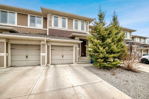 673 Hillcrest Rd Sw, Airdrie, AB, T4B4C7 | Card Image