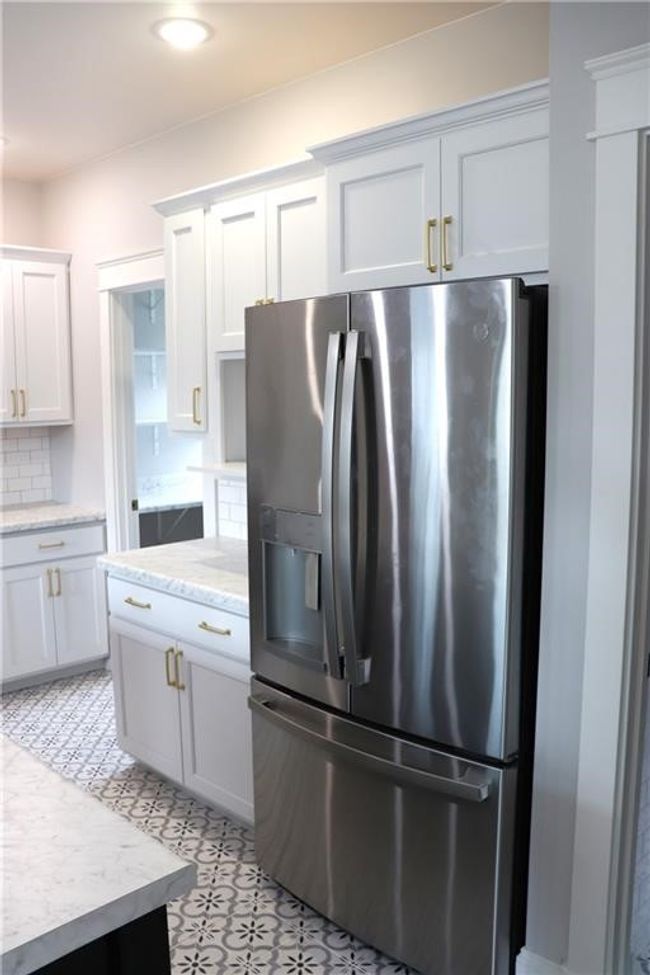 36015 Main St, House other with 5 bedrooms, 2 bathrooms and null parking in WHITEHALL WI | Image 4