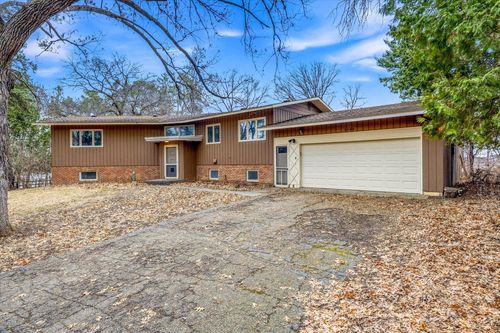 3790 Rustic Place, Shoreview, MN, 55126 | Card Image