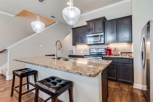1936 Chieftain Ln, Arlington, TX, 76010-2115 | Card Image