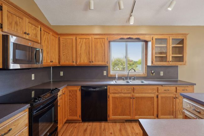 1482 Sage Ln, House other with 4 bedrooms, 3 bathrooms and null parking in Shakopee MN | Image 14