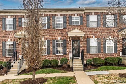 208 Candice Way, Saint Peters, MO, 63376-4621 | Card Image