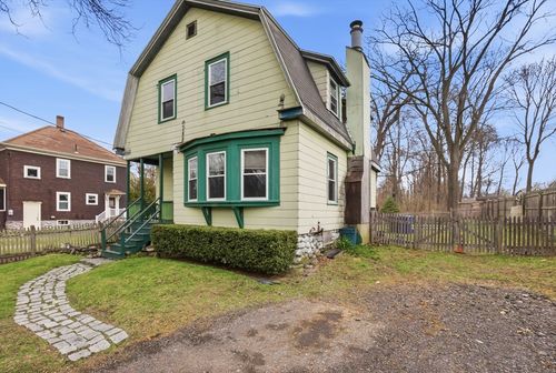 513 Maple St, Danvers, MA, 01923-4003 | Card Image