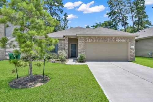 4231 Pine Still Rd, Conroe, TX, 77304-2233 | Card Image