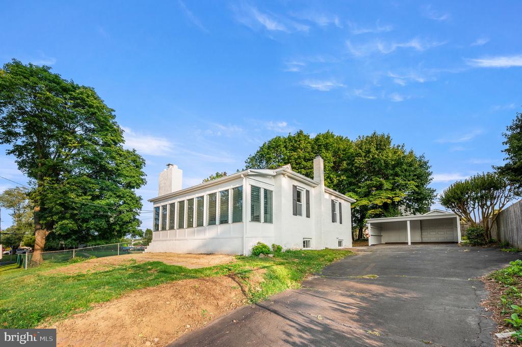 Sterling Ave, Bensalem, PA 19020