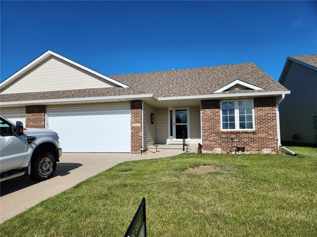 Venbury Dr, Altoona, IA 50009