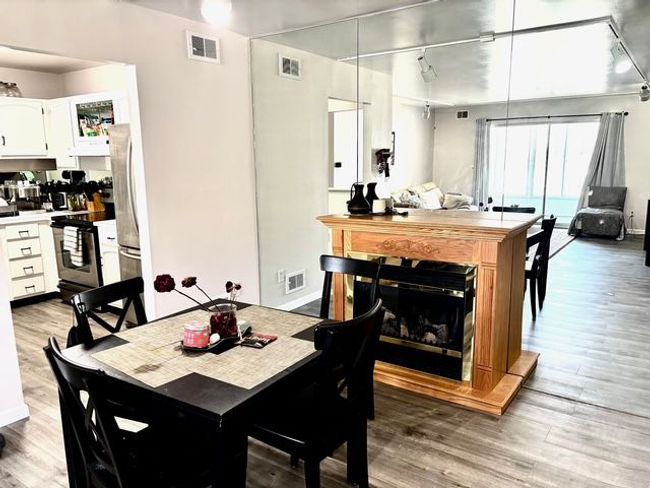 UNIT-82 - 32080 Grand River Ave, Condo with 2 bedrooms, 2 bathrooms and null parking in Farmington MI | Image 17