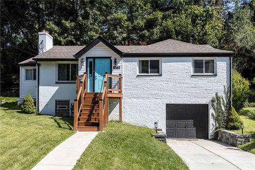 473 Sleepy Hollow Rd, Mt. Lebanon, PA, 15228-2636 | Card Image