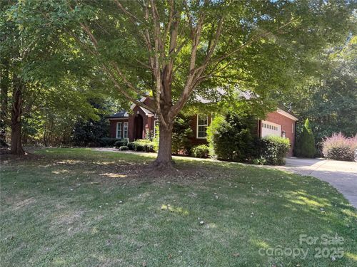 37661 Timber Ridge Ln, New London, NC, 28127-8581 | Card Image