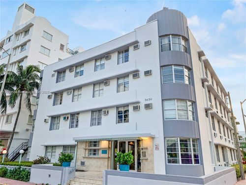 apt-4c-3030 Collins Ave, Miami Beach, FL, 33140-4168 | Card Image