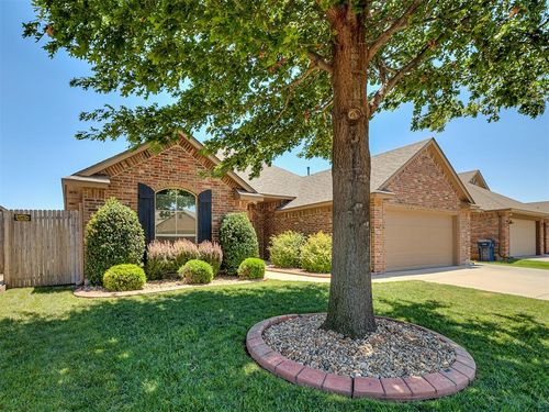 3404 Canton Trl, Yukon, OK, 73099-4183 | Card Image