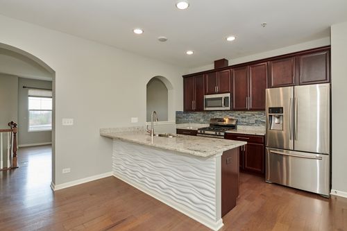1100 Evergreen Ave, Des Plaines, IL, 60016-4439 | Card Image