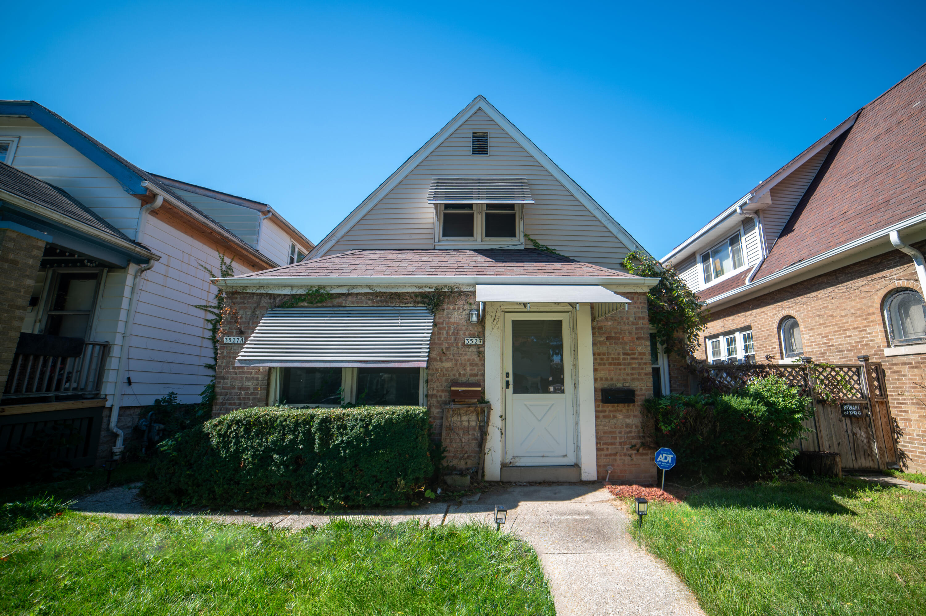 42nd St, Milwaukee, WI 53216