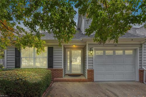 121 Fyfe Ct, Williamsburg, VA, 23185-2999 | Card Image