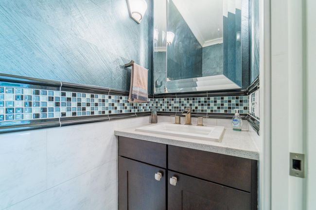 Main Level 1/2 Bath.jpg | Image 19