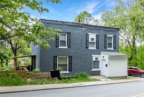 1320 Pioneer Ave, Brookline, PA, 15226-1137 | Card Image