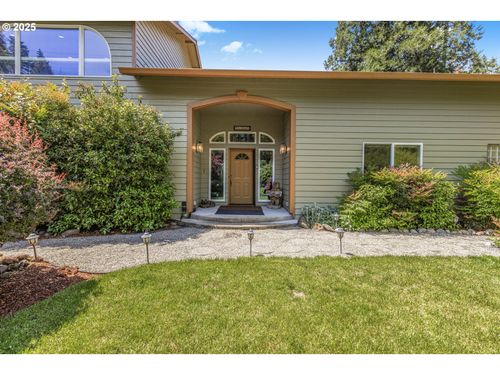 91060 Leashore Dr, Vida, OR, 97488-9720 | Card Image