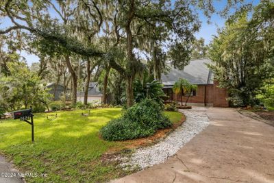 1626 Broome Street, House other with 6 bedrooms, 3 bathrooms and null parking in Fernandina Beach FL | Image 2