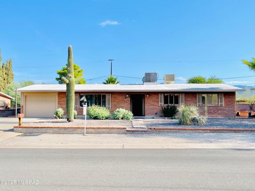 5839 E Burns St, Tucson, AZ, 85711-3234 | Card Image