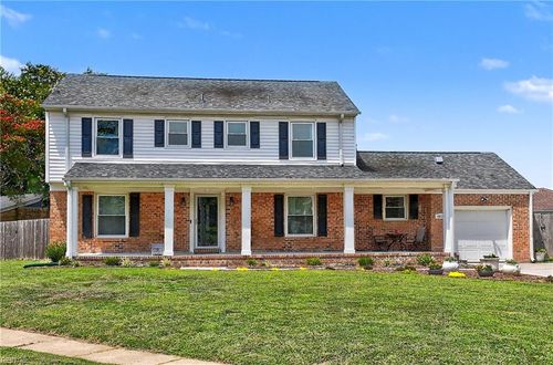 4833 Rosecroft St, Virginia Beach, VA, 23464-2939 | Card Image