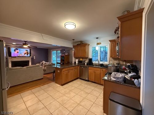531 Harris Ave, Middlesex, NJ, 08846-2410 | Card Image