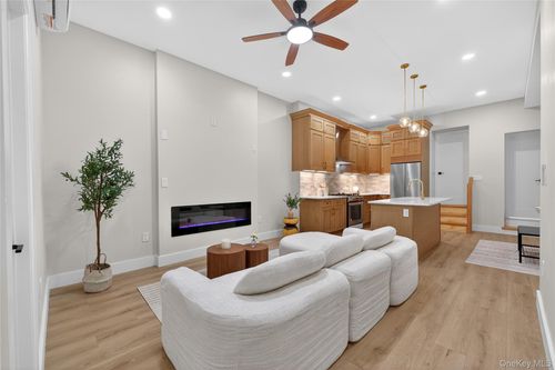 2347 Pacific St, Brooklyn, NY, 11233-4366 | Card Image