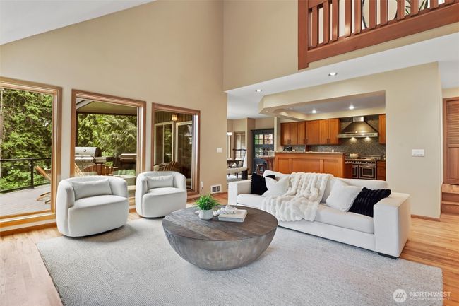 18608 Se 58 Th St, House other with 4 bedrooms, 4 bathrooms and 4 parking in Issaquah WA | Image 8