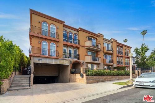 303-4711 Ambrose Avenue, Los Angeles, CA, 90027 | Card Image
