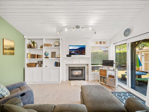 6022 Greenside Dr E, Surrey, BC, V3S5M8 | Card Image