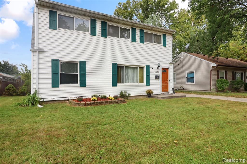 Lehner St, Roseville, MI 48066