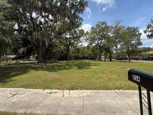 934 Ne 28th Ave, Ocala, FL, 34470-6304 | Card Image